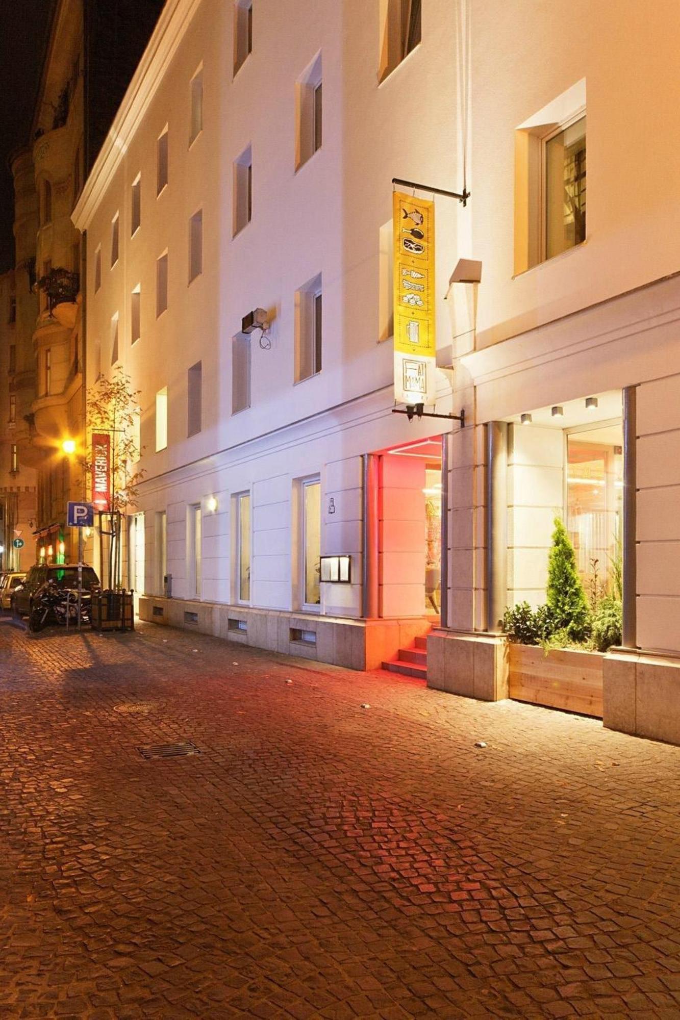D35 - Chic Boutique Apartments By Bqa
